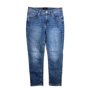 Banana Republic Girlfriend Jean Size 28‎ / 6 Medium Wash Straight Leg